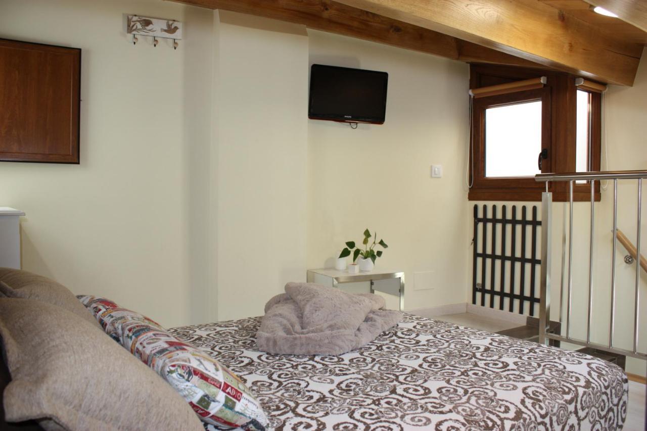 דירות סנטיאגו דה קומפוסטלה Casa Do Medio מראה חיצוני תמונה