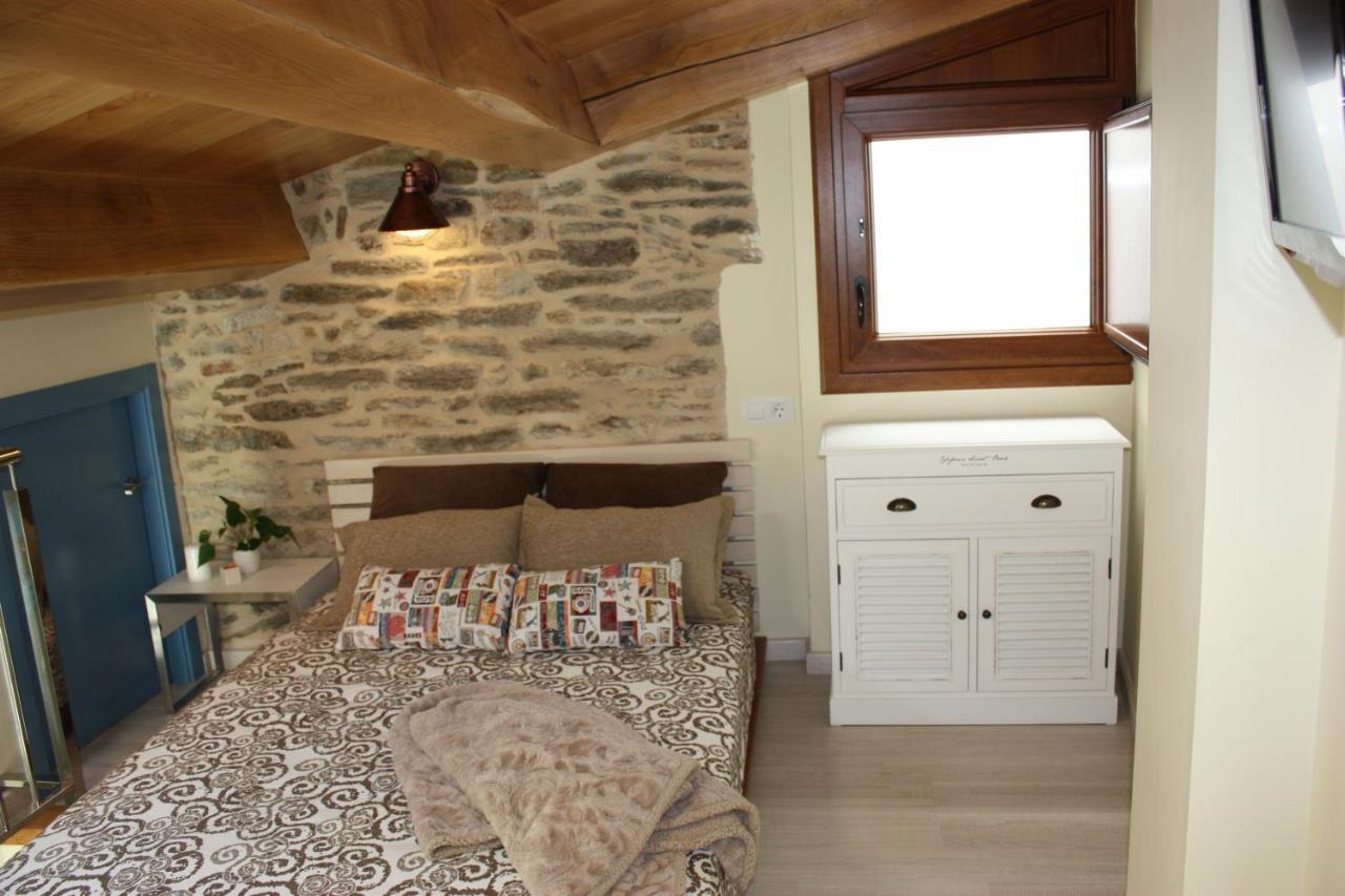 דירות סנטיאגו דה קומפוסטלה Casa Do Medio מראה חיצוני תמונה