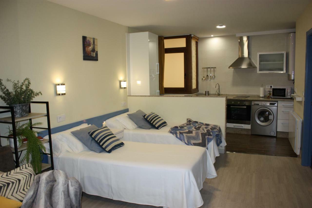 דירות סנטיאגו דה קומפוסטלה Casa Do Medio מראה חיצוני תמונה